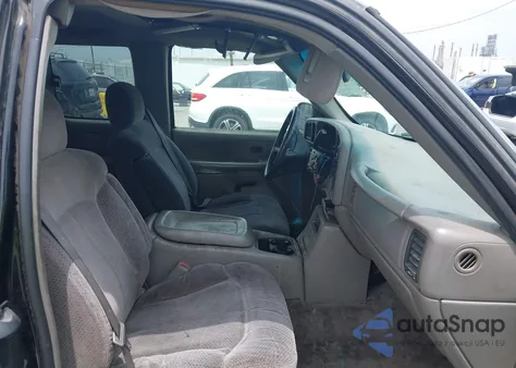 1999 Chevrolet Silverado 1500 Ls z USA, uszkodzony, nr VIN 2GCEC19V4X1290355